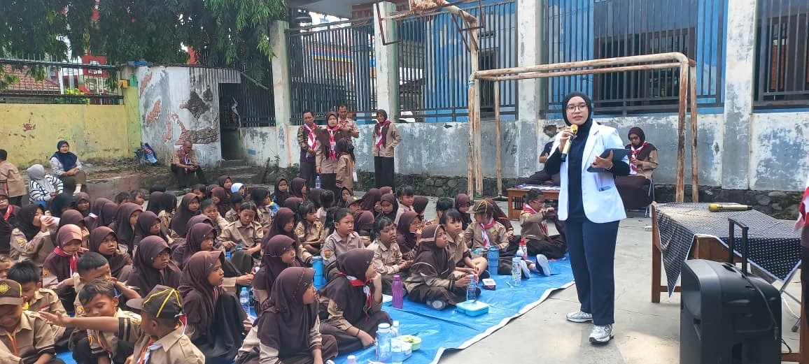 Tingkatkan Pemahaman Orang Tua dan Siswa, Puskesmas Pulasaren Bersama SDN Pulasaren 4 Gelar Edukasi Imunisasi Anak Sekolah